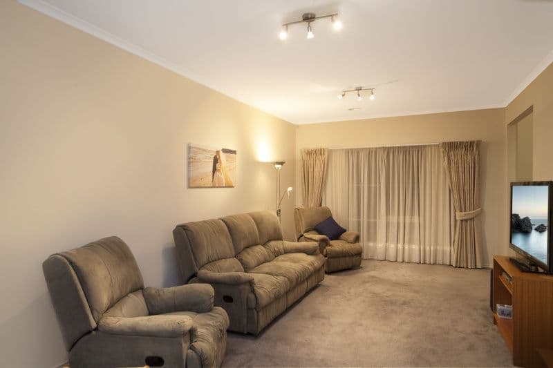 10 Royal Palms Boulevard, ASPENDALE GARDENS VIC 3195, Aspendale Gardens - Thumbnail 4