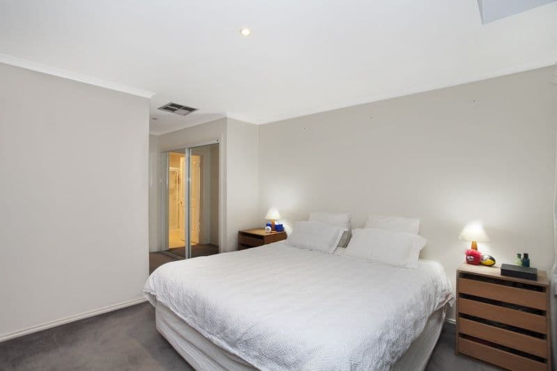 10 Royal Palms Boulevard, ASPENDALE GARDENS VIC 3195, Aspendale Gardens - Thumbnail 6