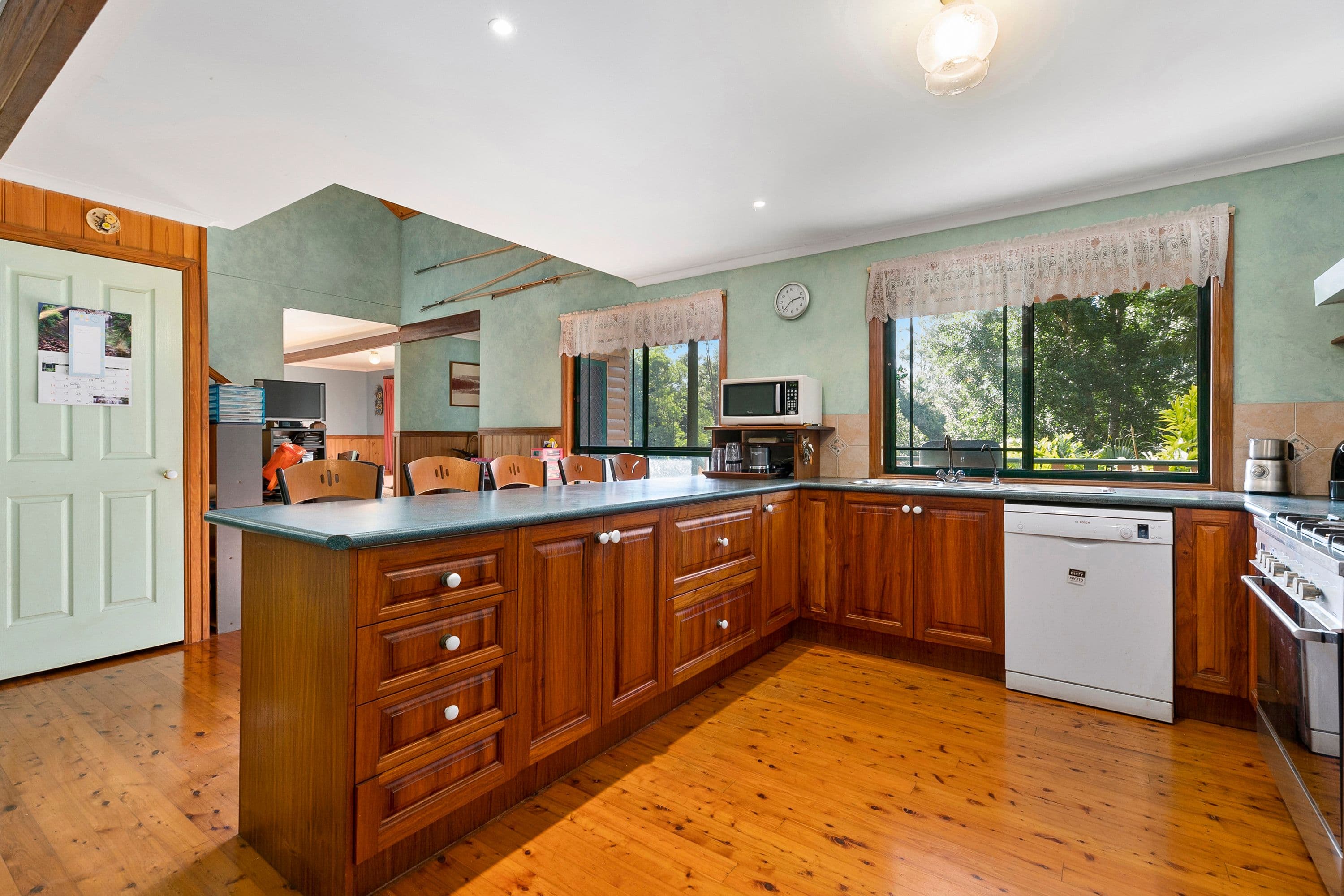 20 Belleden Place, Cooroy QLD 4563, Cooroy - Thumbnail 2
