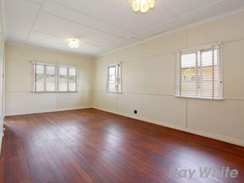 16 Willowie Street, STAFFORD QLD 4053, Stafford - Thumbnail 3