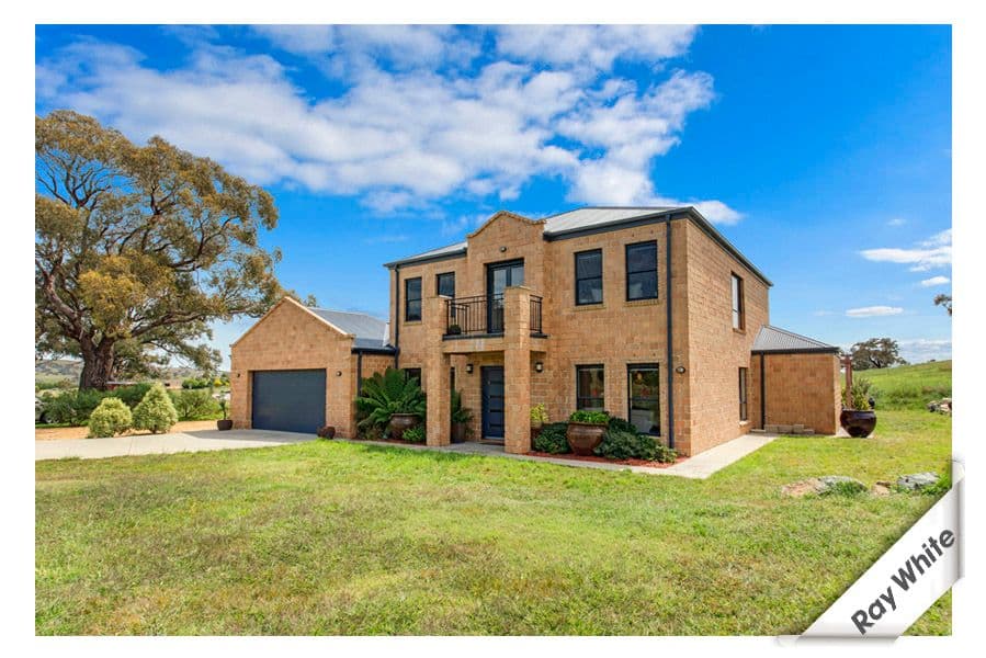 27 Montague Place, Googong - Image 1