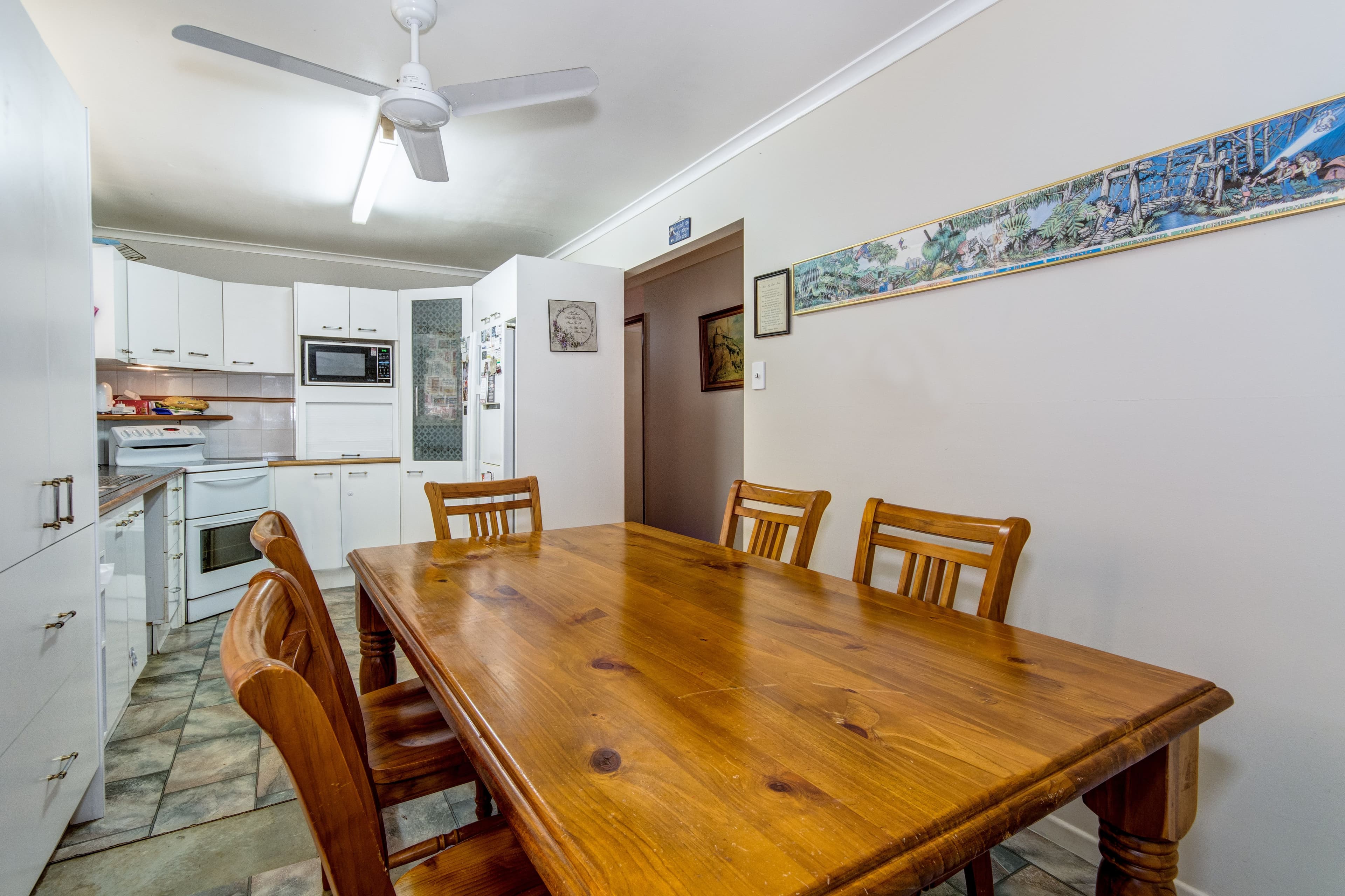 12 Livingstone Street, Strathpine QLD 4500, Strathpine - Thumbnail 4