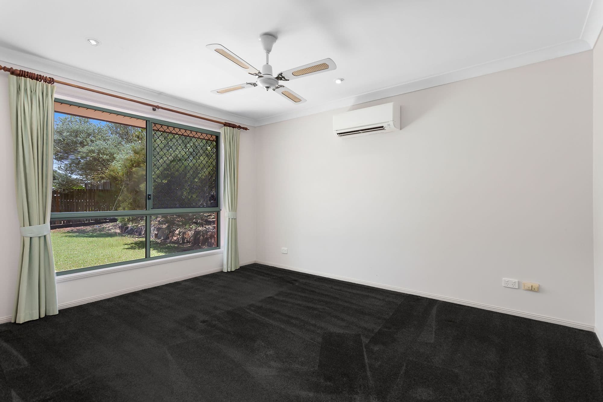 14 Trecarne Street, Bridgeman Downs QLD 4035, Bridgeman Downs - Thumbnail 8