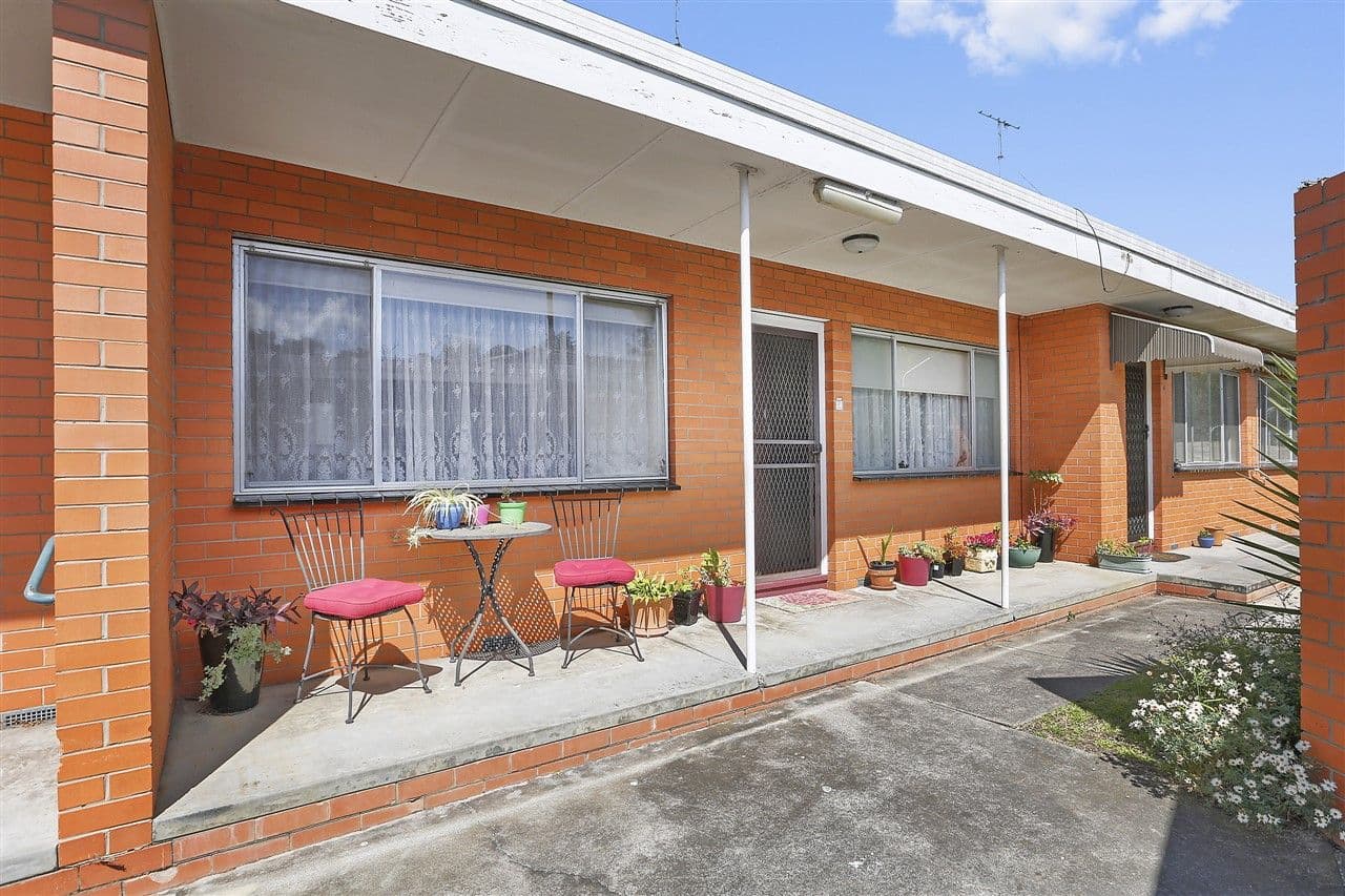 1 Ferndale Parade, Highton VIC 3216, Highton - Thumbnail 3