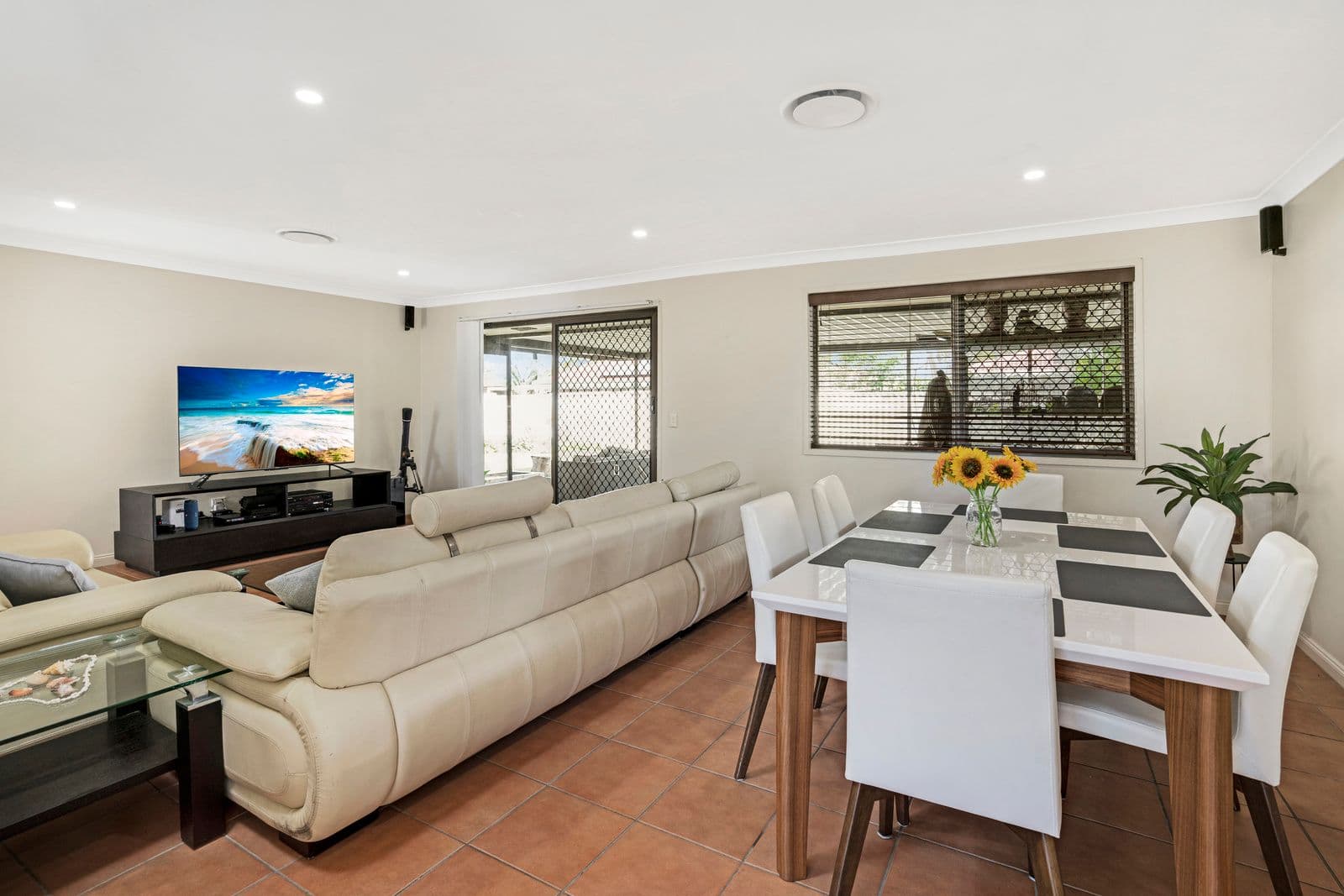5 Tartan Court, Mermaid Waters QLD 4218, Mermaid Waters - Thumbnail 8