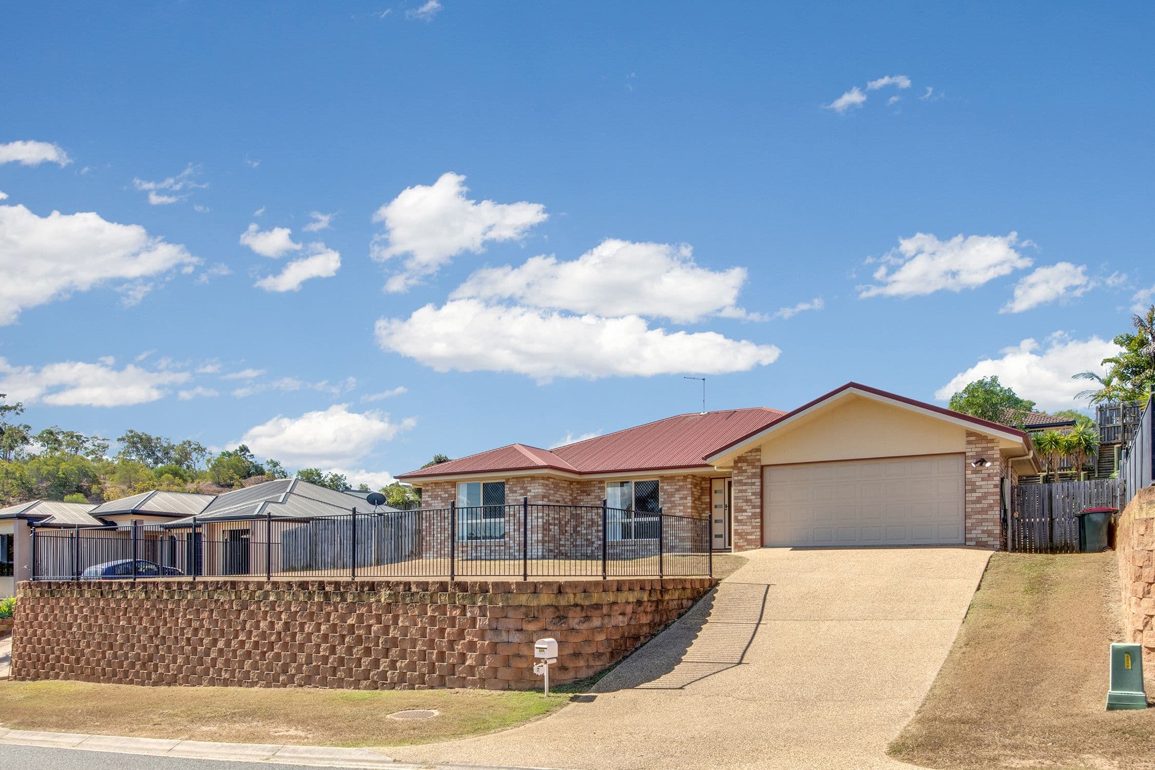 7 Dartmouth Close, Clinton QLD 4680, Clinton - Thumbnail 2