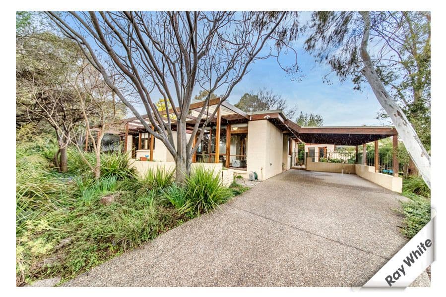 11 Esmond Avenue, Jerrabomberra NSW 2619, Jerrabomberra - Image 1