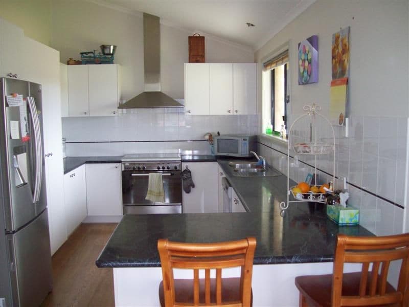 8 Torryburn Way, DUBBO NSW 2830, Dubbo - Thumbnail 3