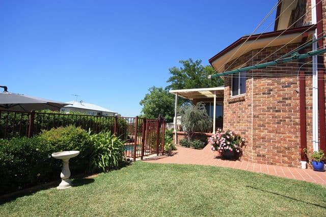 21 Callistemon Street, MOUNT ANNAN NSW 2567, Mount Annan - Thumbnail 6