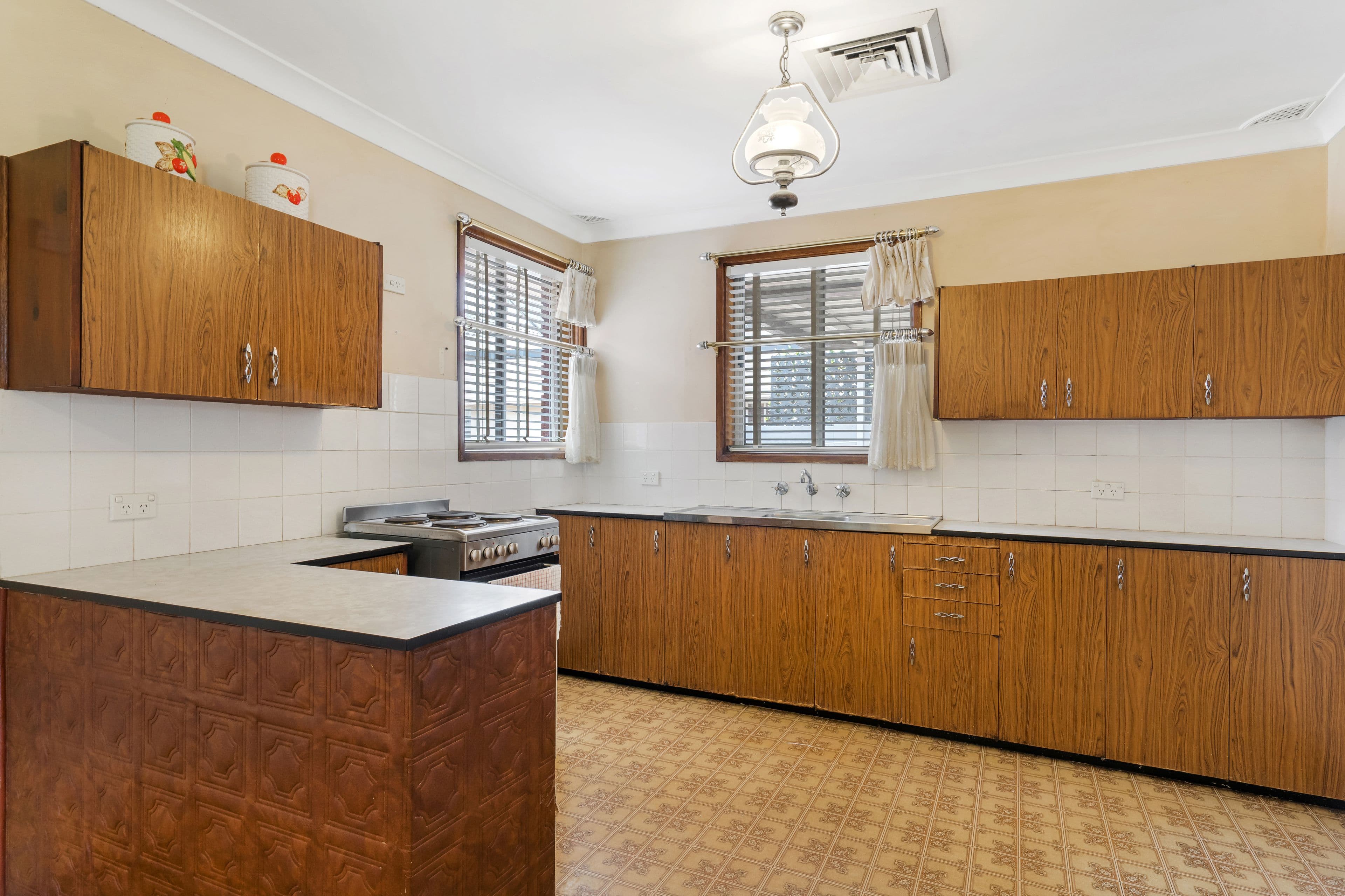 26 Norfolk Avenue, Fairfield West NSW 2165, Fairfield West - Thumbnail 4