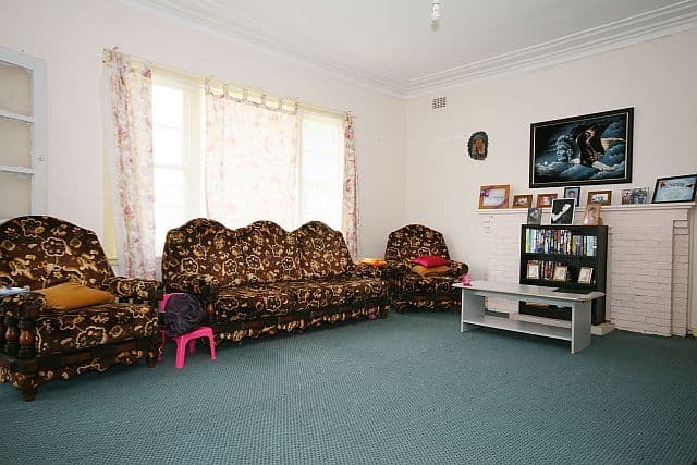 100 Caldwell Parade, YAGOONA NSW 2199, Yagoona - Thumbnail 2