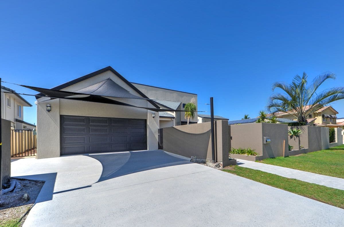 149 Pebble Beach Drive, Runaway Bay QLD 4216, Runaway Bay - Thumbnail 2