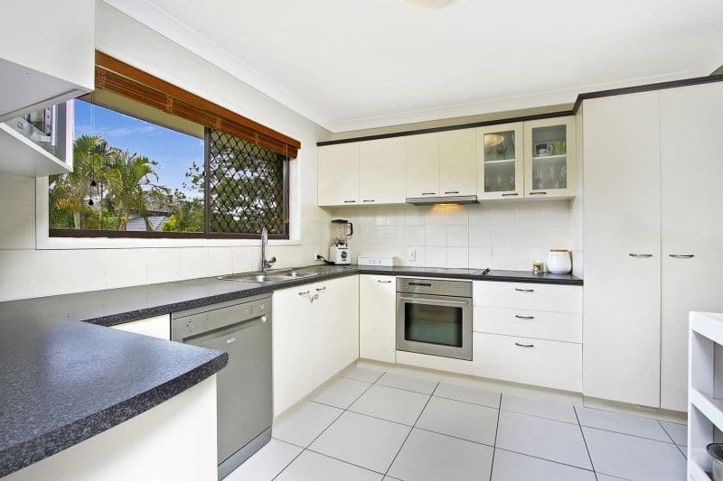 42 Fanfare Street, EIGHT MILE PLAINS QLD 4113, Eight Mile Plains - Thumbnail 3