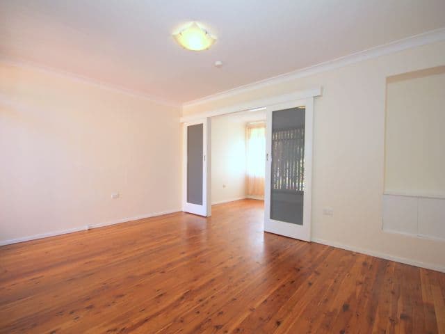 20 Kurrajong Avenue, GEORGES HALL NSW 2198, Georges Hall - Thumbnail 4
