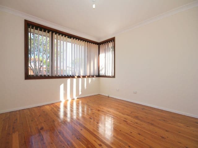 20 Kurrajong Avenue, GEORGES HALL NSW 2198, Georges Hall - Thumbnail 5