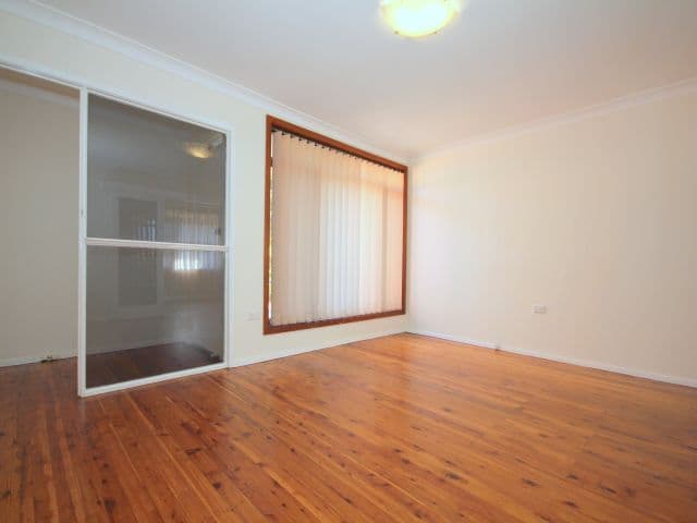 20 Kurrajong Avenue, GEORGES HALL NSW 2198, Georges Hall - Thumbnail 7