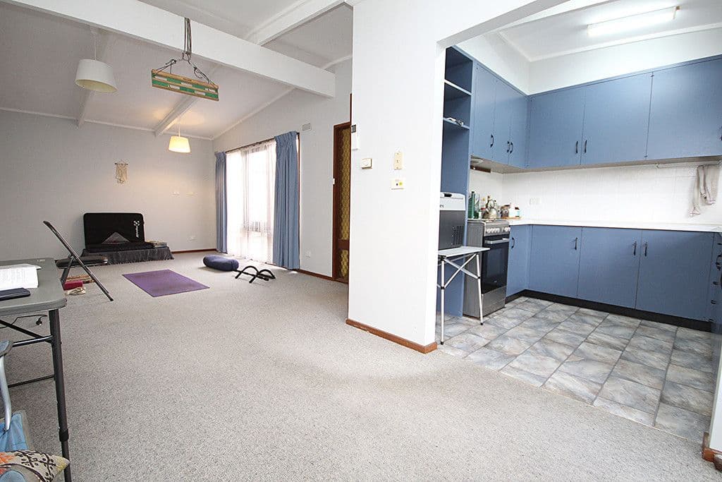 14 Lawrence Street, Horsham VIC 3400, Horsham - Thumbnail 4