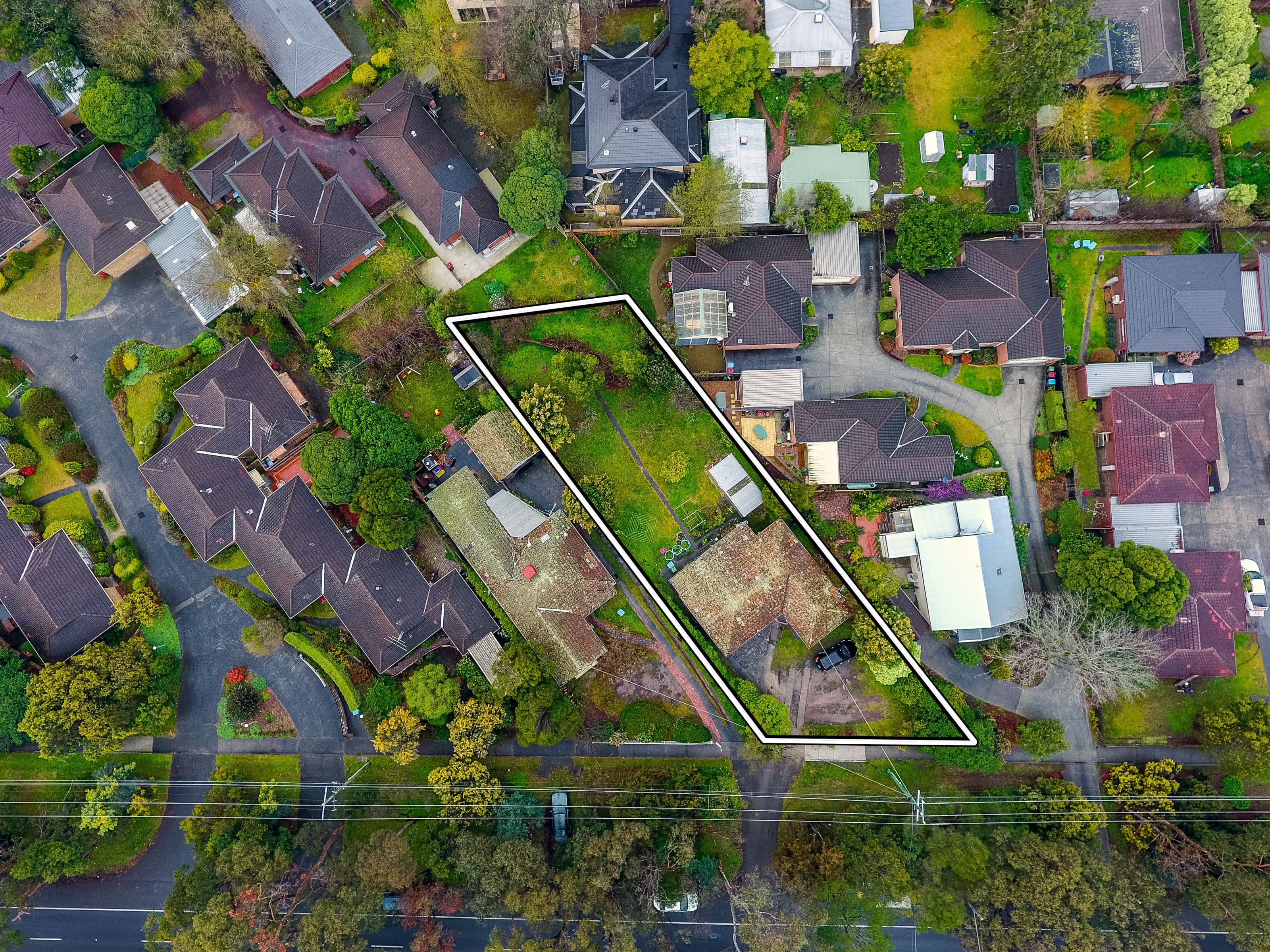 98 CROYDON Road, Croydon VIC 3136, Croydon - Thumbnail 2