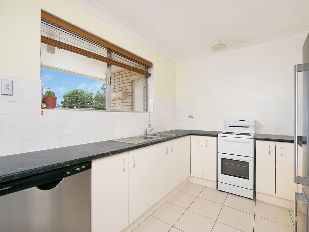 2 Logan Street, Mawson Lakes SA 5095, Mawson Lakes - Thumbnail 4