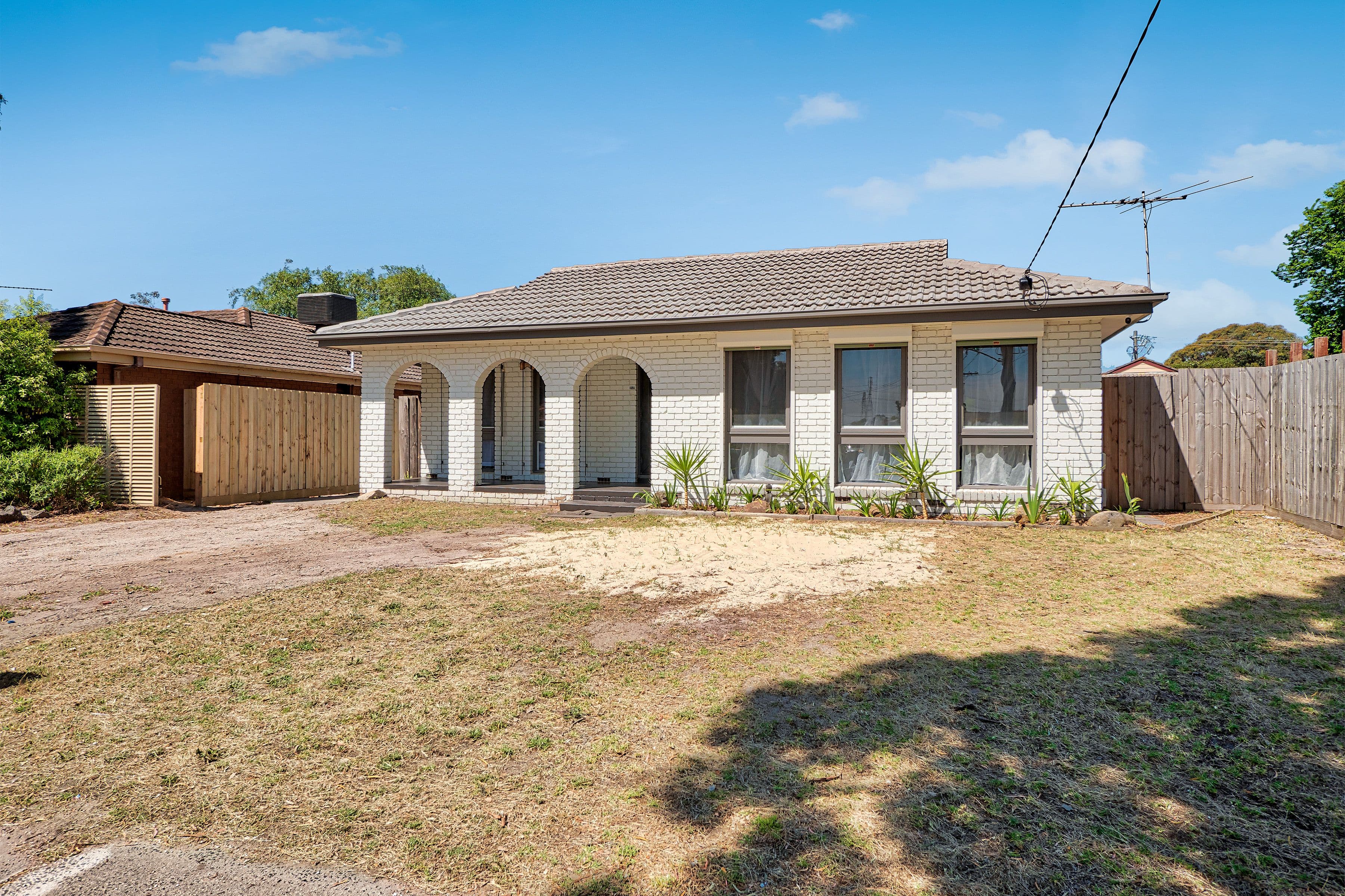 8 Wallace Road, Cranbourne VIC 3977, Cranbourne - Image 1