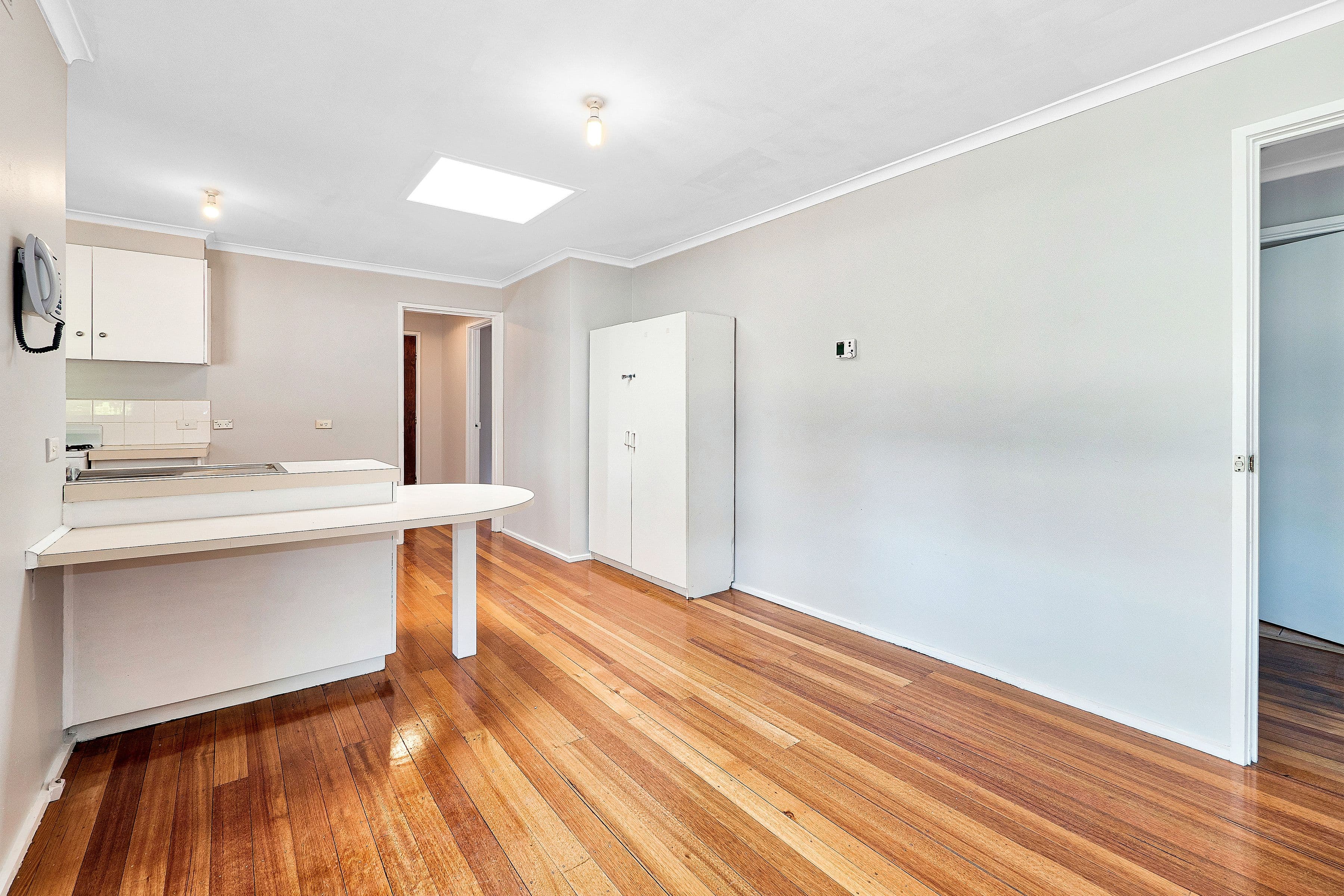 8 Wallace Road, Cranbourne VIC 3977, Cranbourne - Thumbnail 7