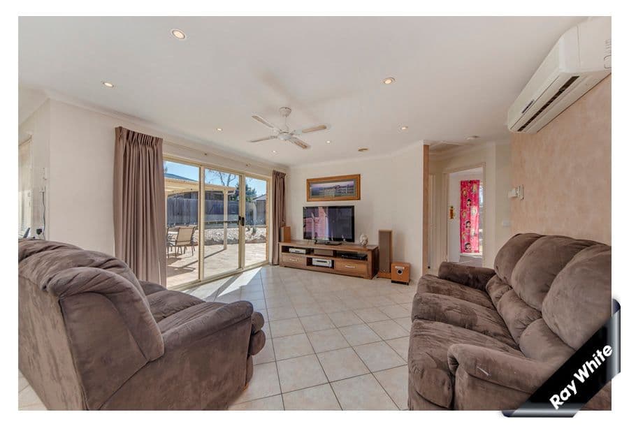 28 Binaburra Place, QUEANBEYAN NSW 2620, Queanbeyan - Thumbnail 7