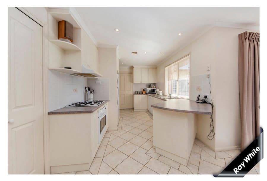 28 Binaburra Place, QUEANBEYAN NSW 2620, Queanbeyan - Thumbnail 8