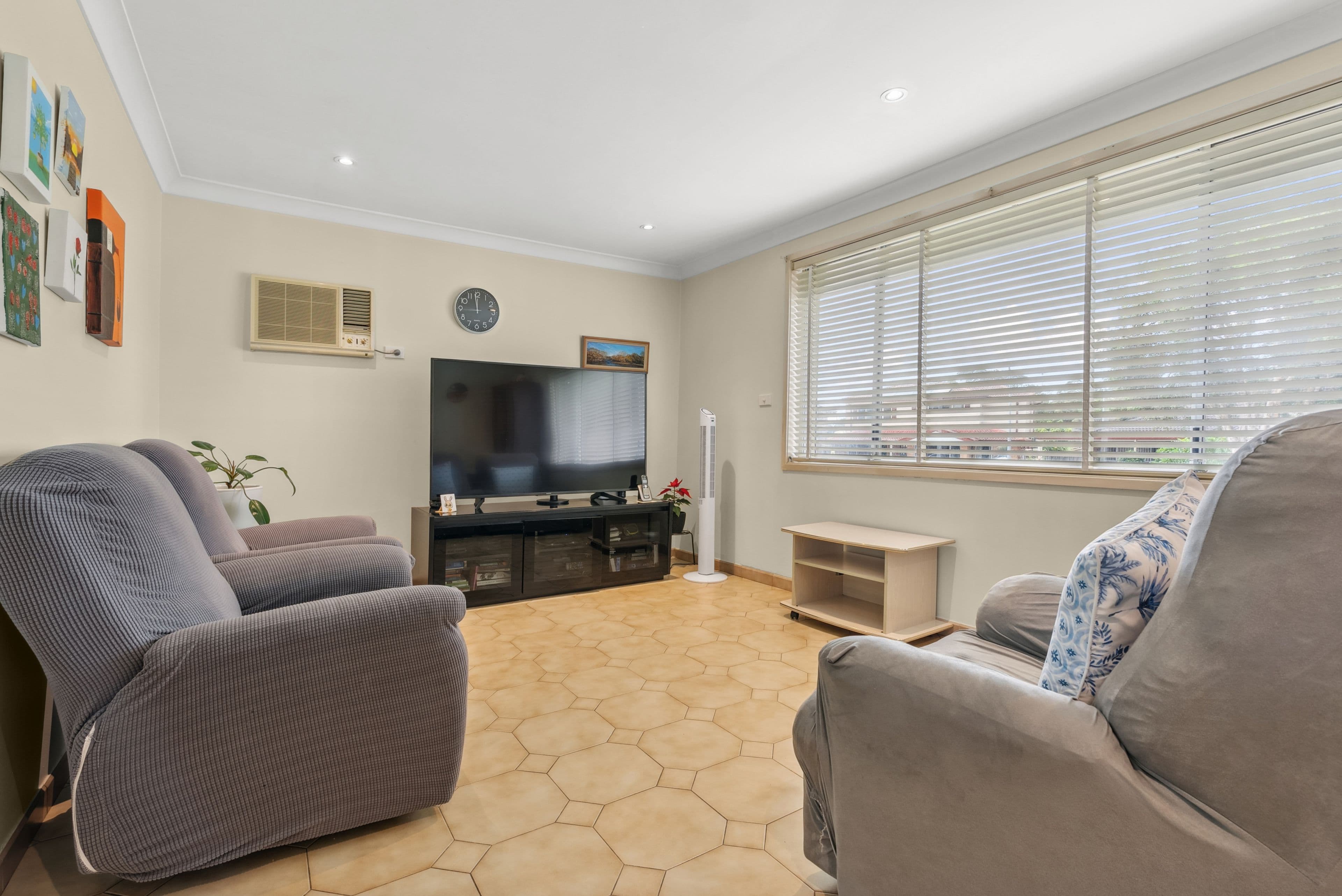 26 Shawnee Street, Greenfield Park NSW 2176, Greenfield Park - Thumbnail 2