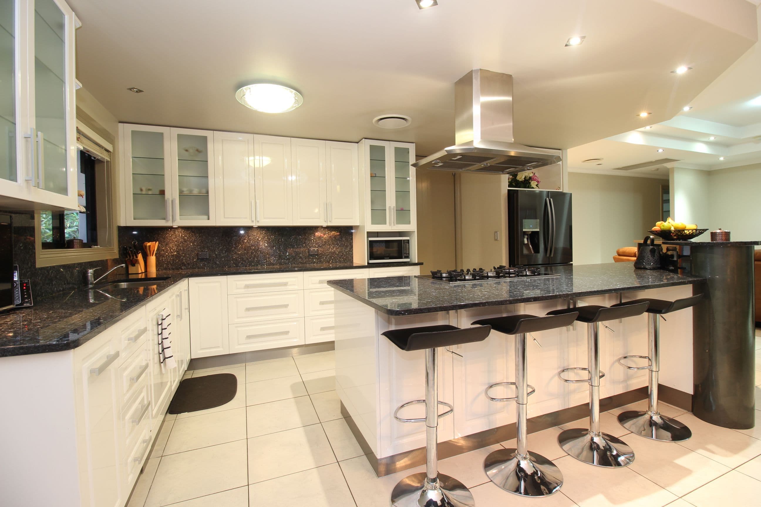 8 Campbellford Drive, Emerald QLD 4720, Emerald - Thumbnail 4