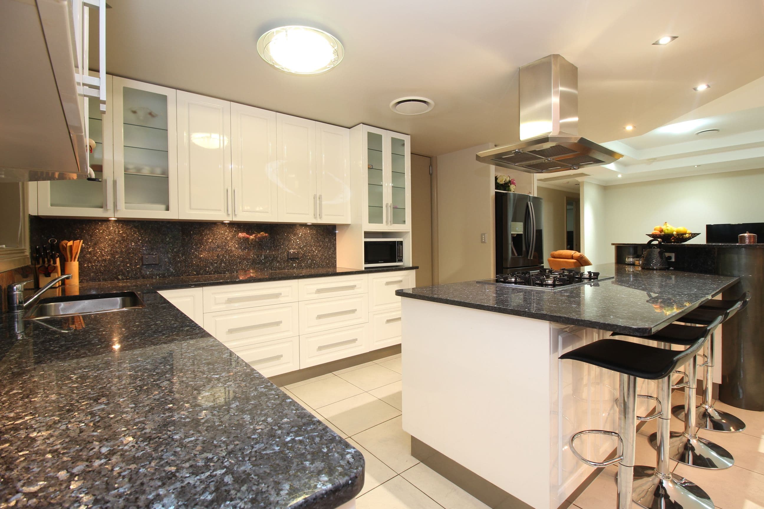 8 Campbellford Drive, Emerald QLD 4720, Emerald - Thumbnail 5