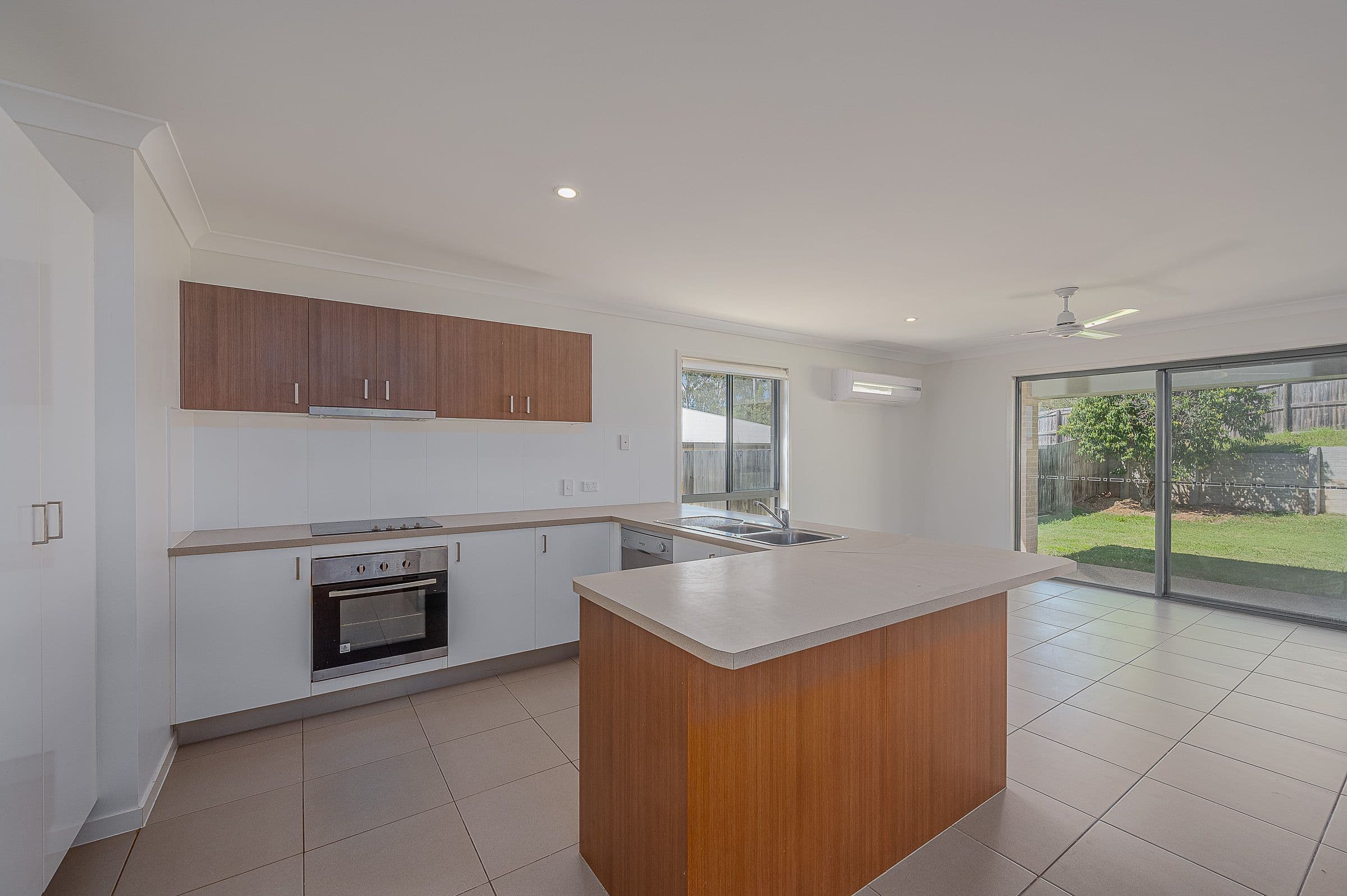 42 Iris Road, Kirkwood QLD 4680, Kirkwood - Thumbnail 5