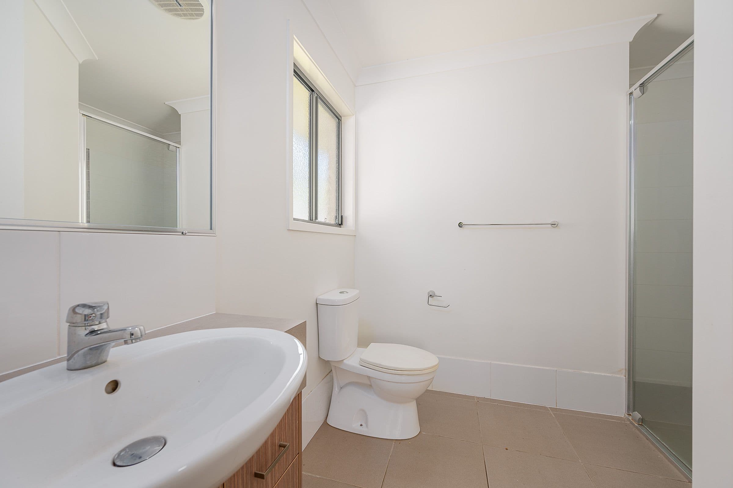 42 Iris Road, Kirkwood QLD 4680, Kirkwood - Thumbnail 7