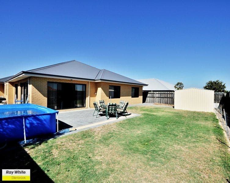 35 Birkett Circle, ELLENBROOK WA 6069, Ellenbrook - Thumbnail 5