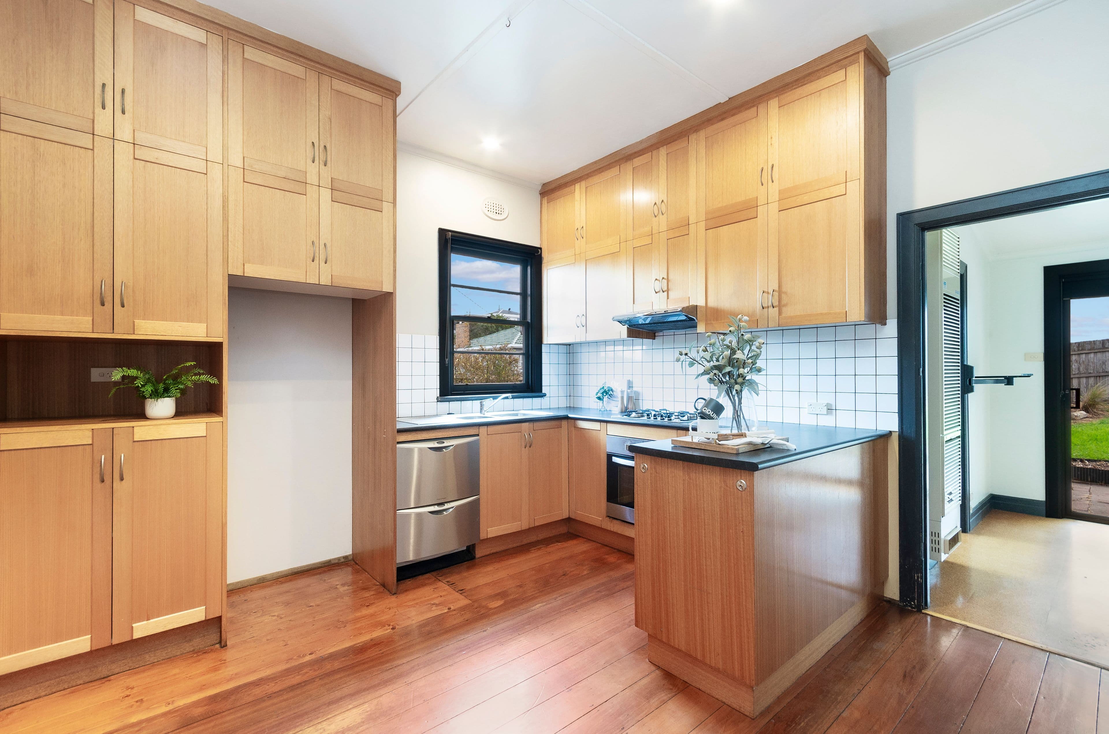 56 Hyland Street, Warrnambool VIC 3280, Warrnambool - Thumbnail 5