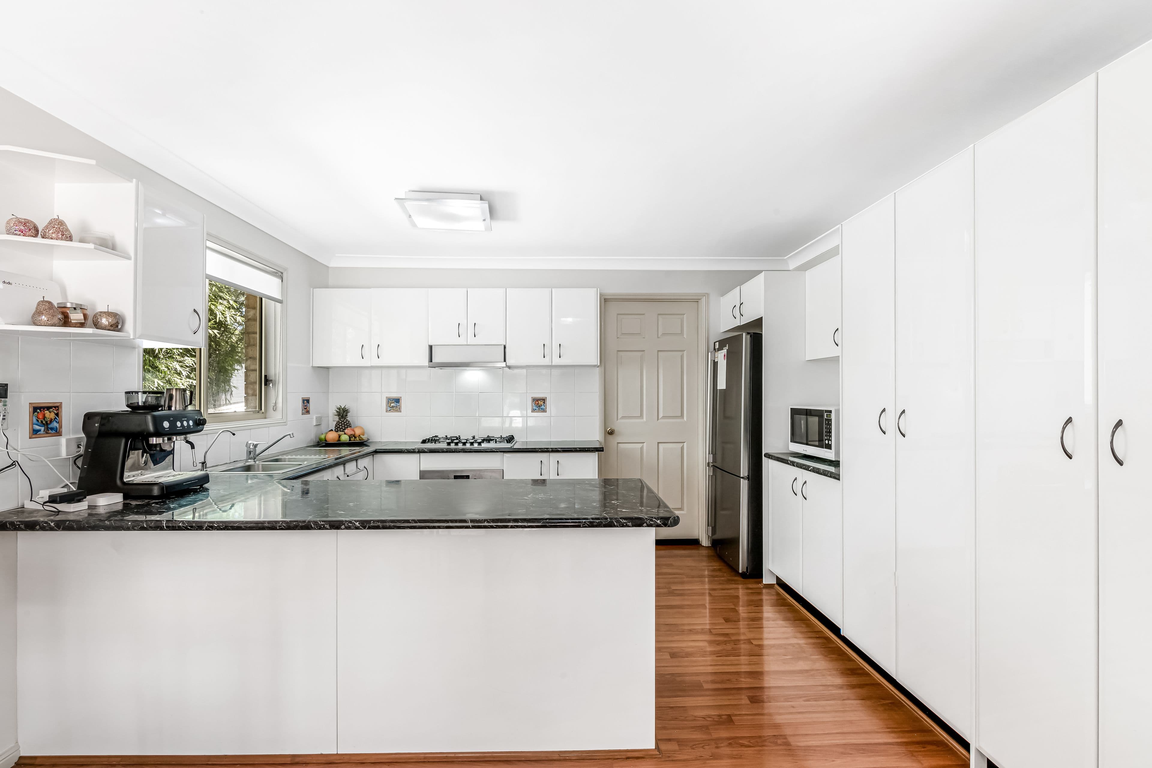 25 St Helens Close, West Hoxton NSW 2171, West Hoxton - Thumbnail 4