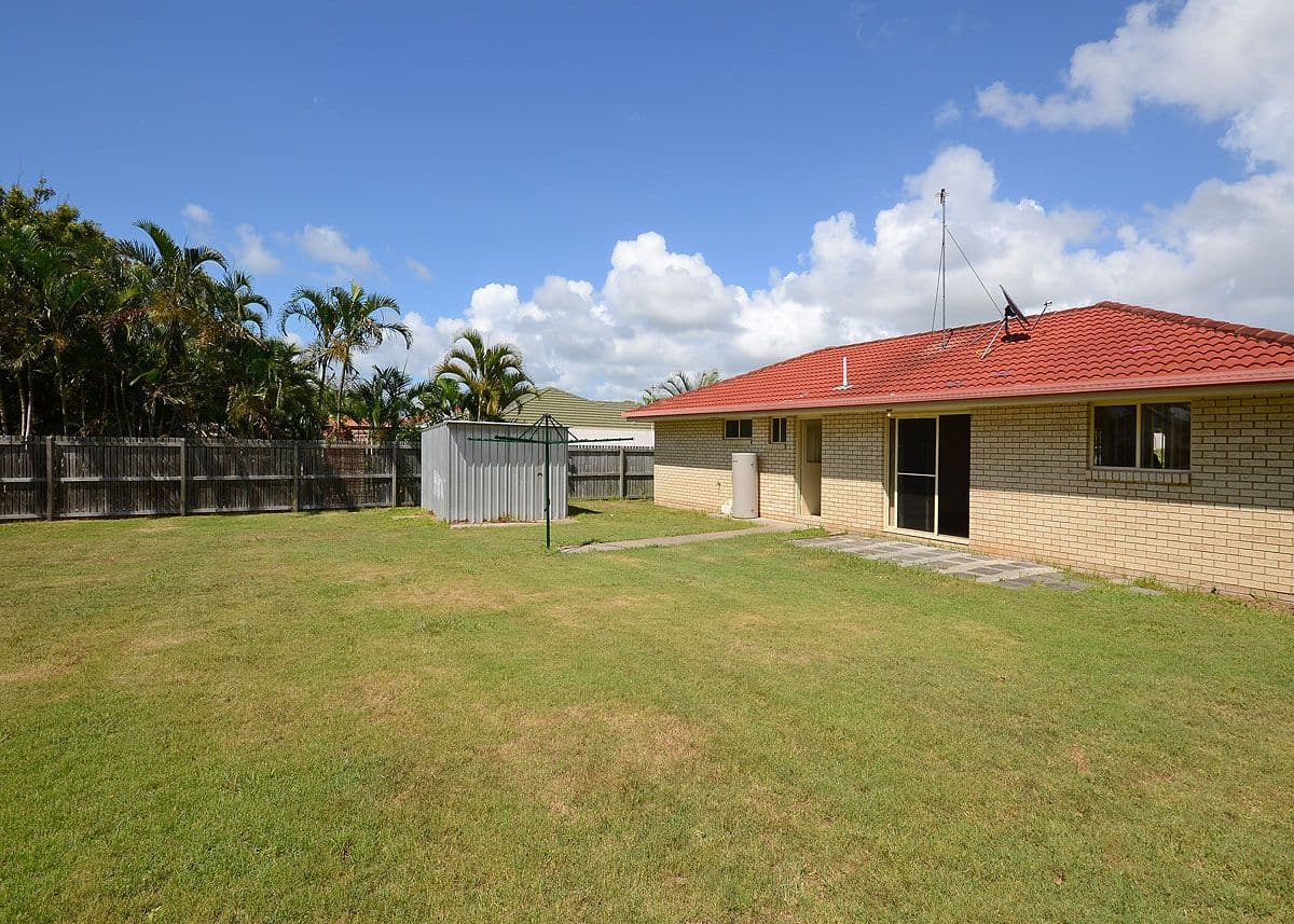 23 Tristania Crescent, URANGAN QLD 4655, Urangan - Thumbnail 2