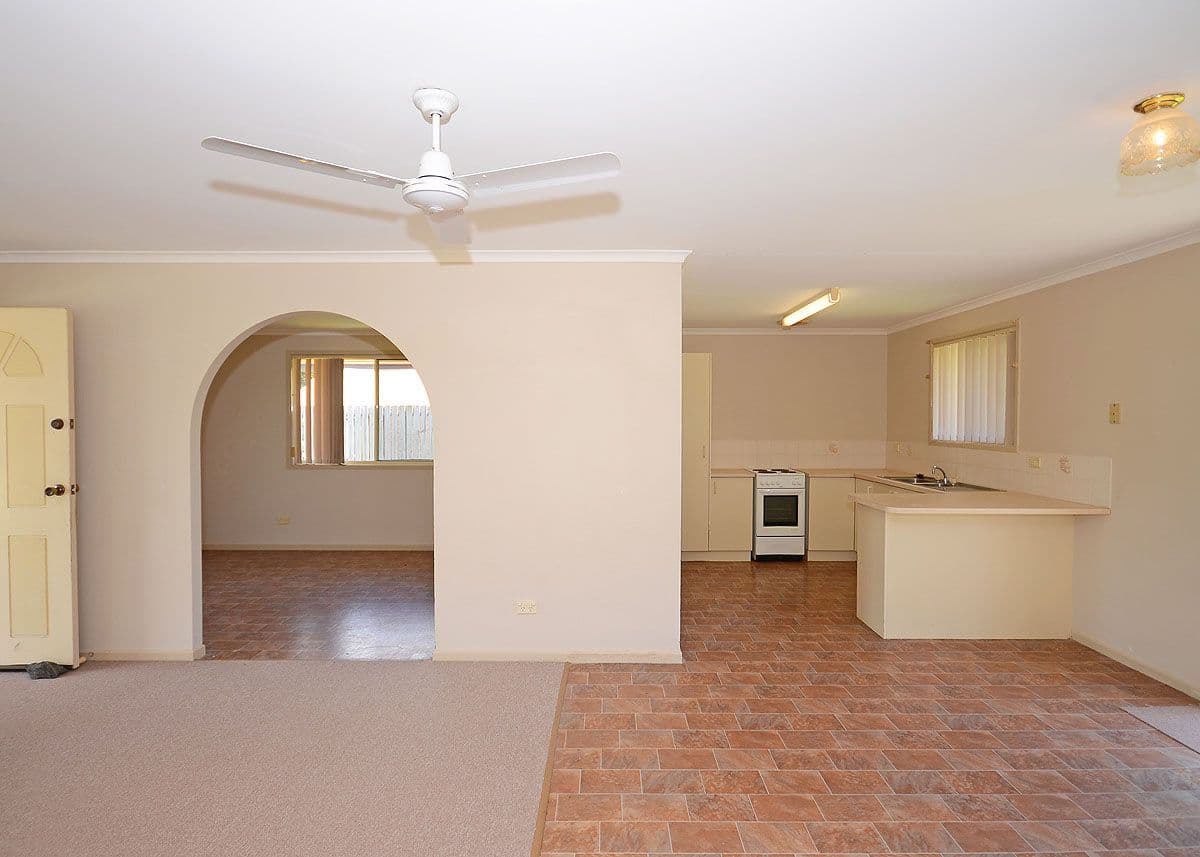 23 Tristania Crescent, URANGAN QLD 4655, Urangan - Thumbnail 4