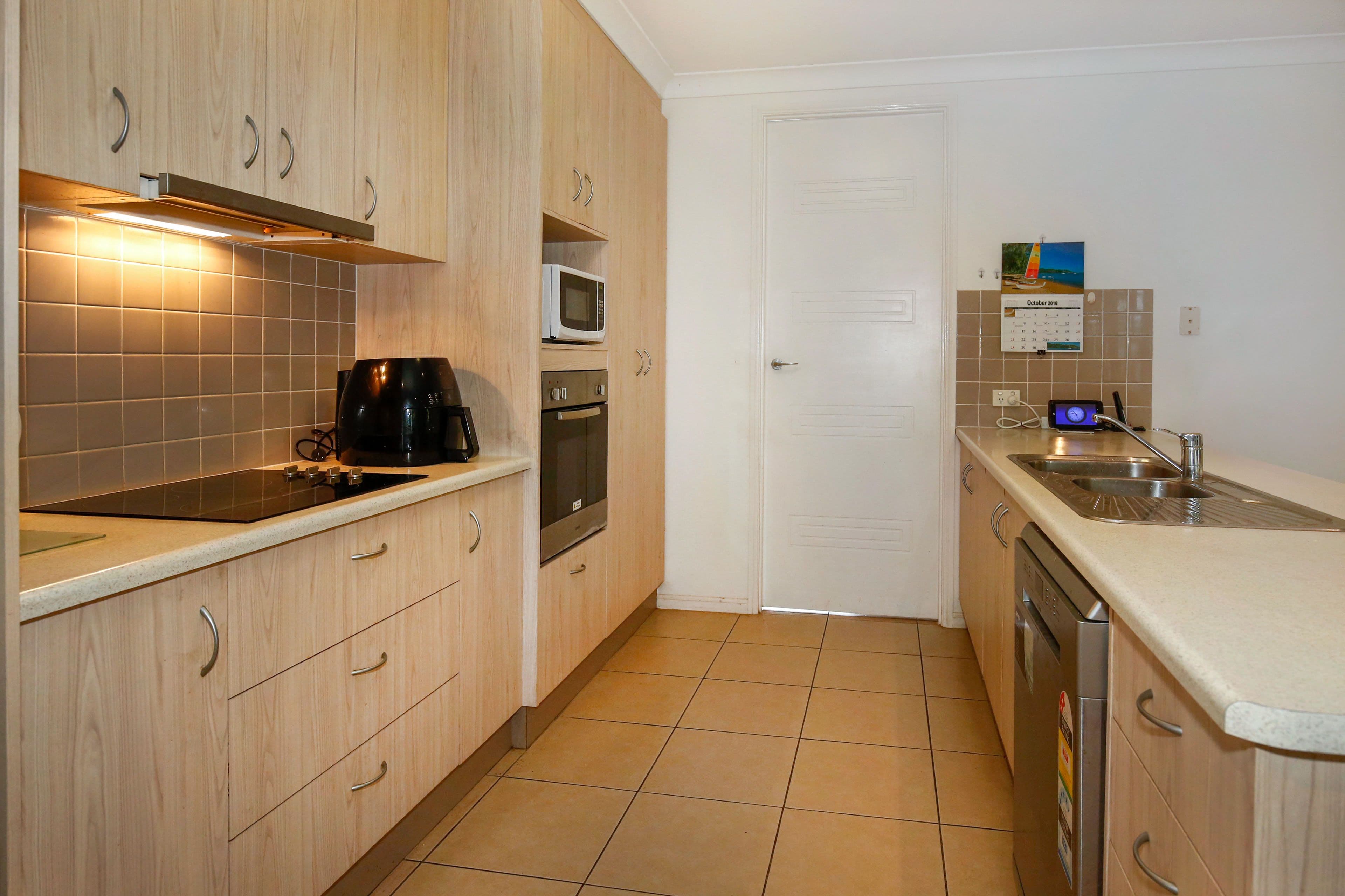 22 Barra Court, Mount Louisa QLD 4814, Mount Louisa - Thumbnail 3