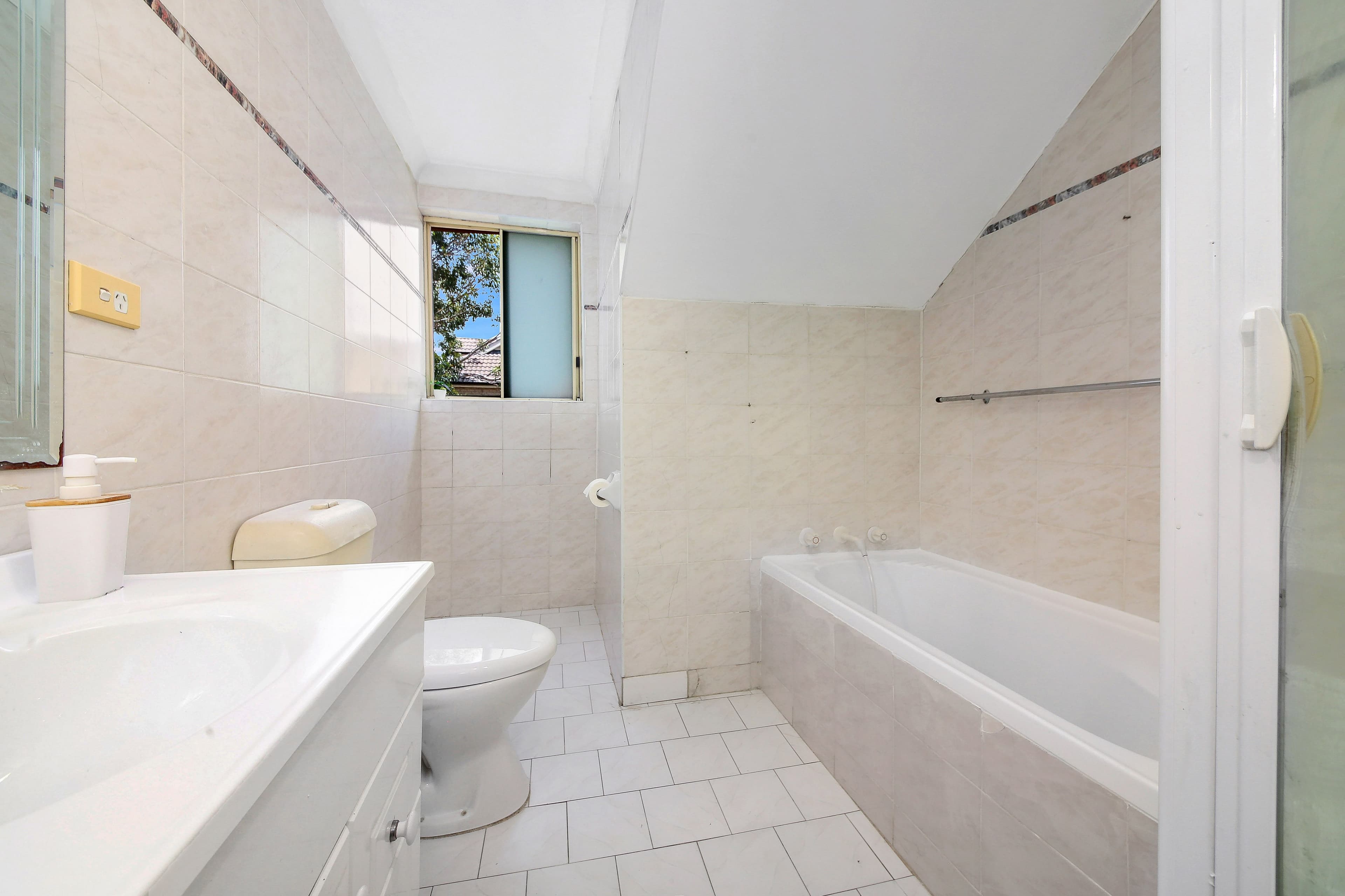 76 Meredith Street, Bankstown NSW 2200, Bankstown - Thumbnail 6