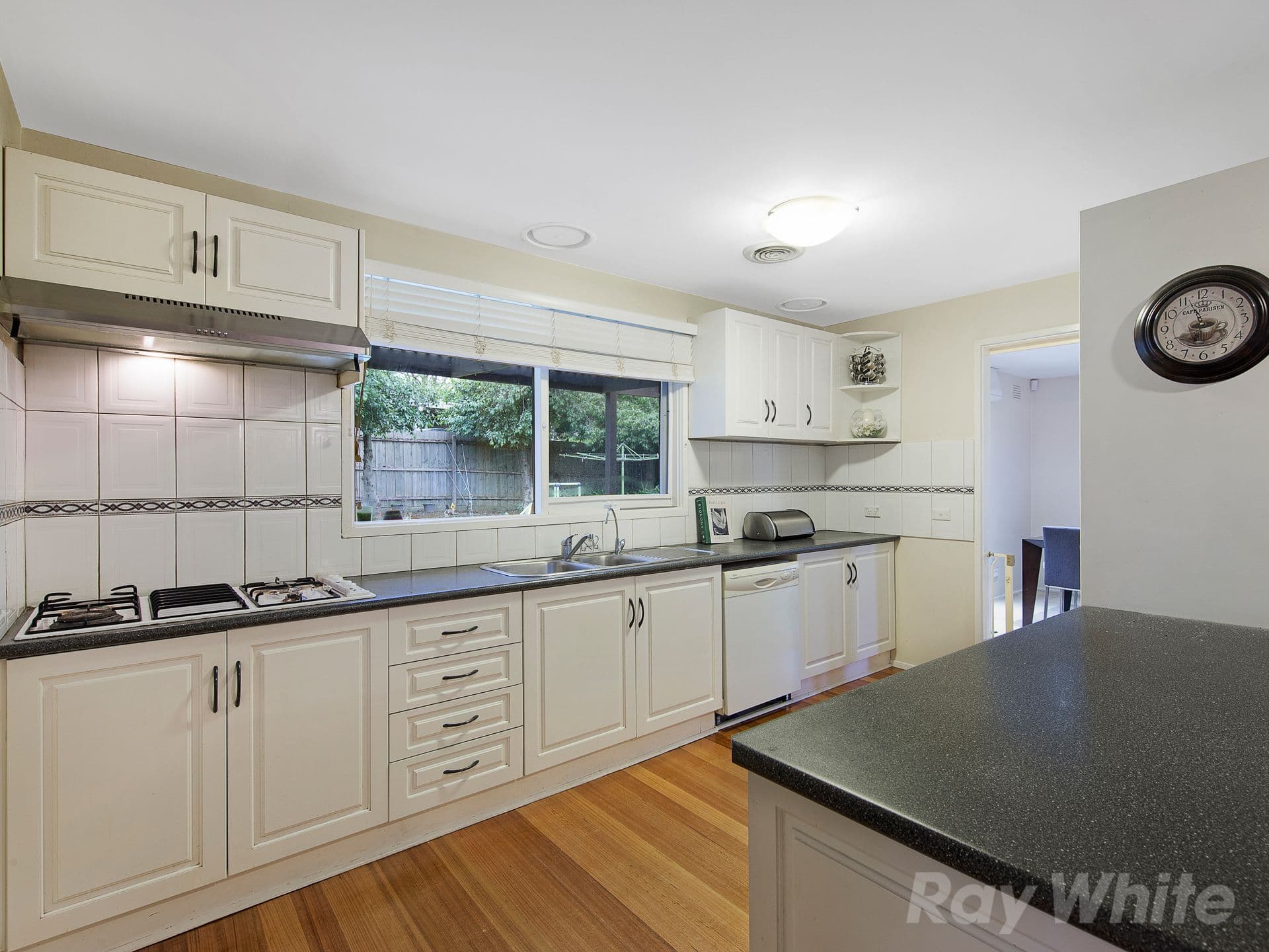 23 Windermere Crescent, Mulgrave VIC 3170, Mulgrave - Thumbnail 2