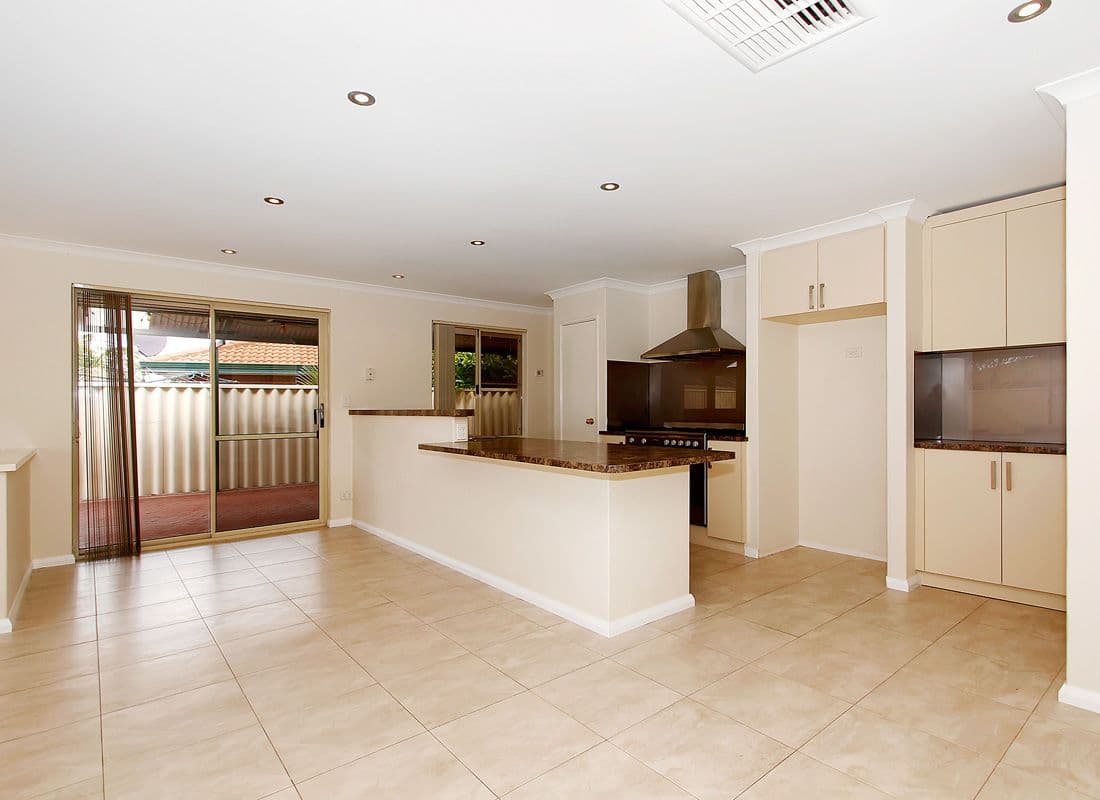 9 Prichard Place, CANNING VALE WA 6155, Canning Vale - Thumbnail 3