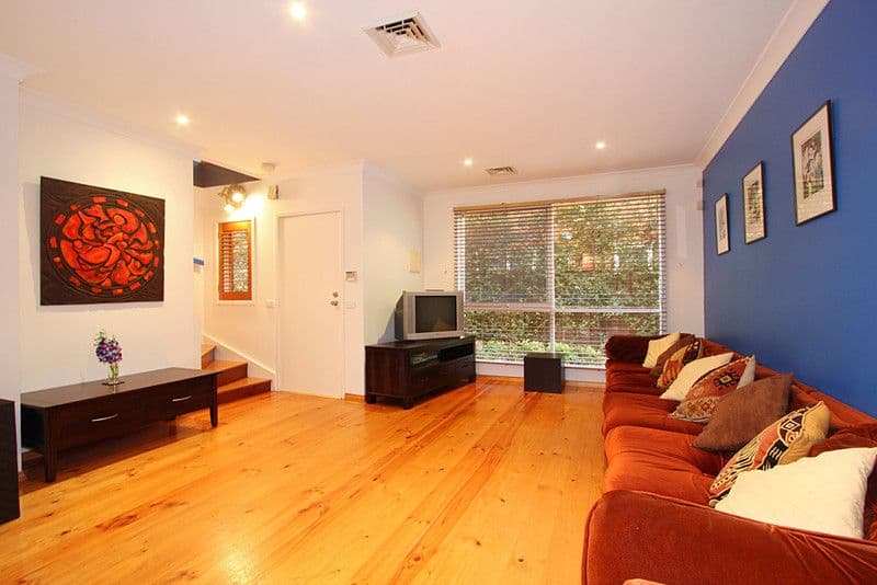 16 Yendon Road, CARNEGIE VIC 3163, Carnegie - Thumbnail 2