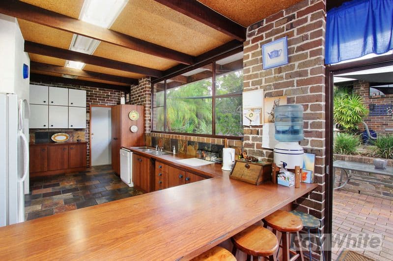 19 Kerrs Road, CASTLE HILL NSW 2154, Castle Hill - Thumbnail 2