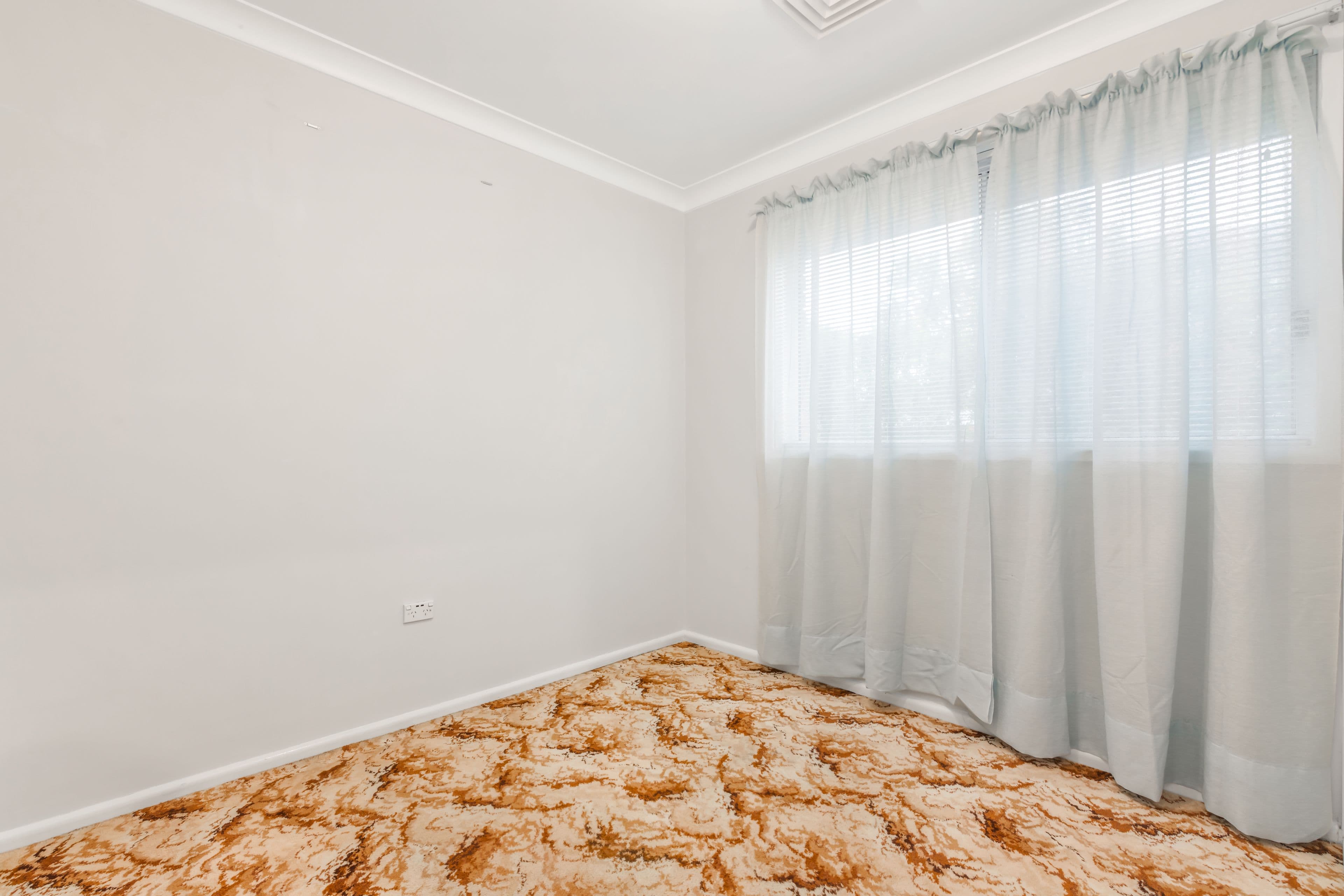 10 Allsopp Avenue, Baulkham Hills NSW 2153, Baulkham Hills - Thumbnail 4