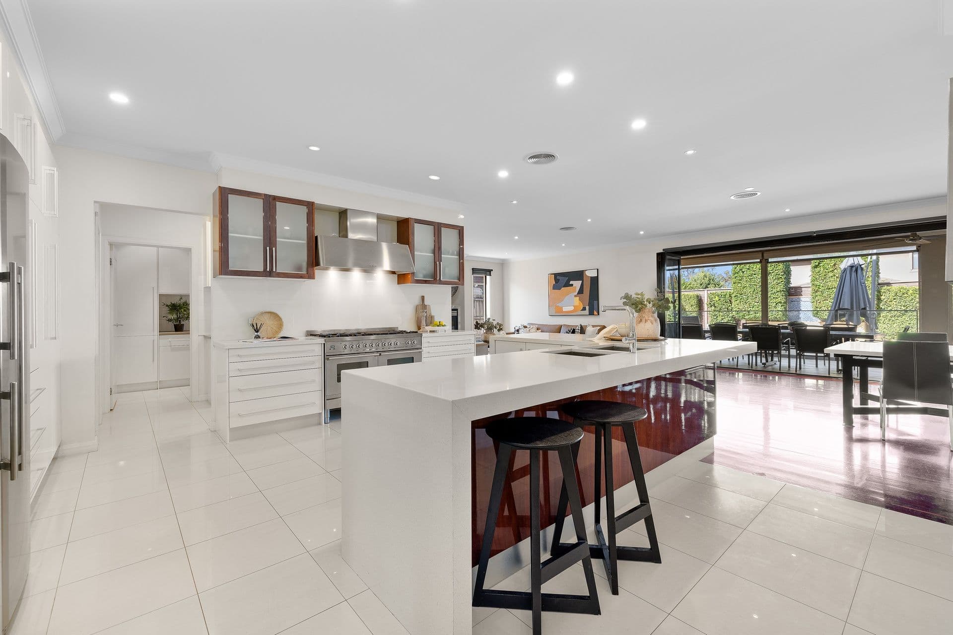 24 Irving Street, Mount Waverley VIC 3149, Mount Waverley - Thumbnail 8