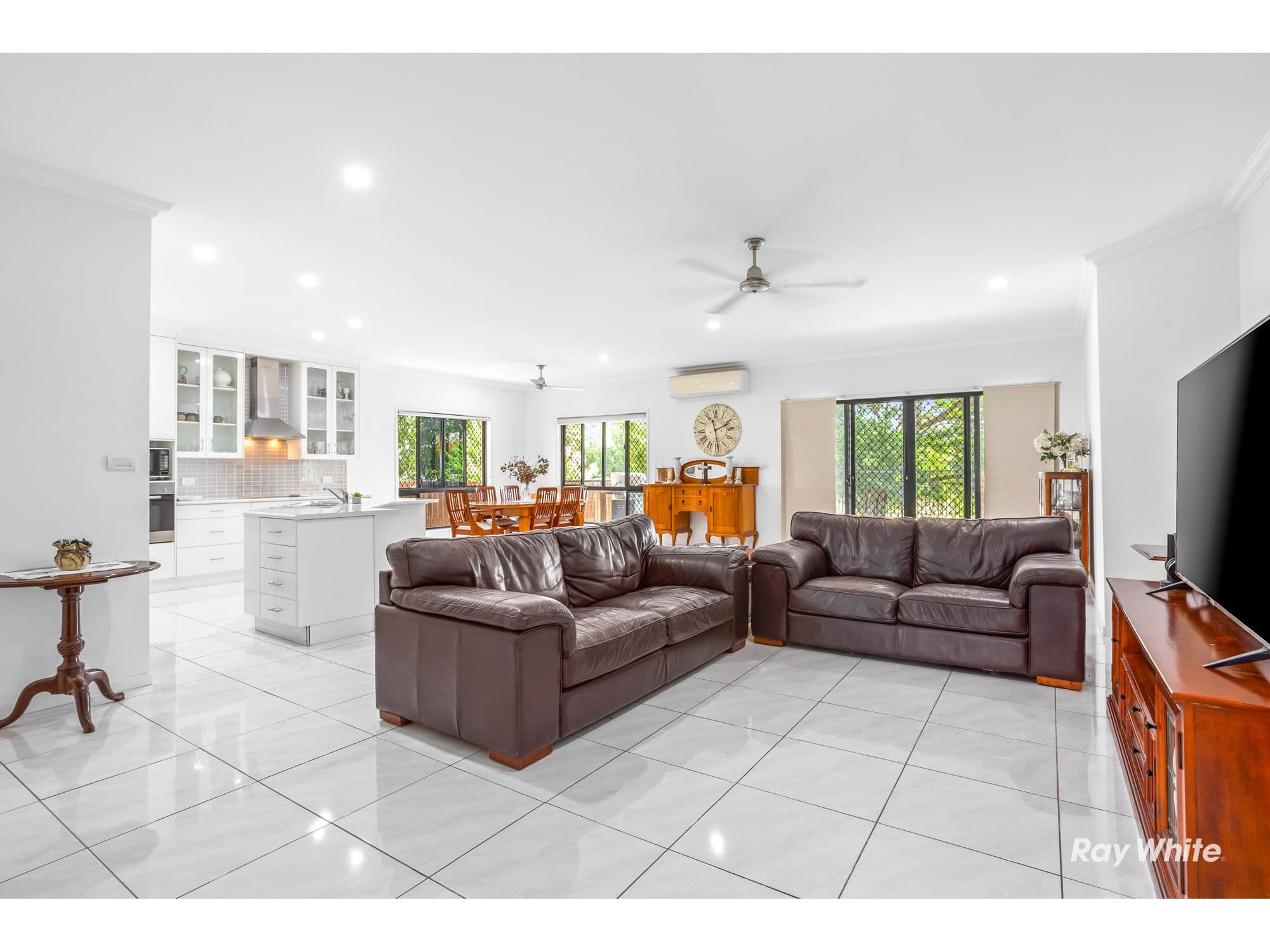 215 Victoria Place, Berserker QLD 4701, Berserker - Thumbnail 3