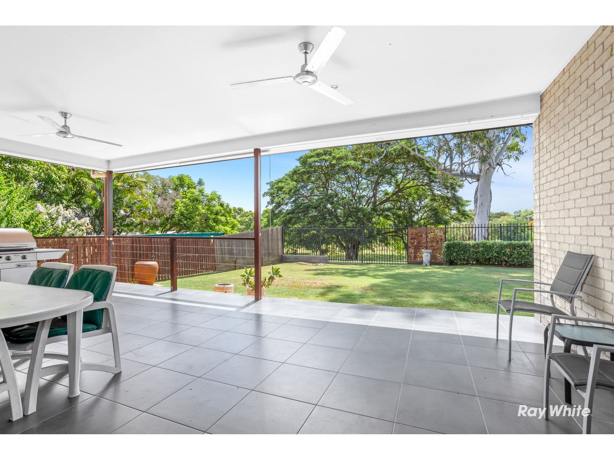 215 Victoria Place, Berserker QLD 4701, Berserker - Thumbnail 4