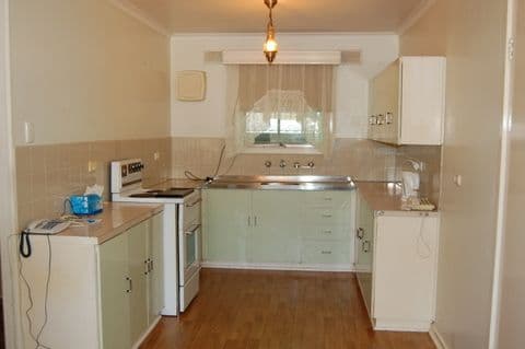 15 Cummins Street, PORT AUGUSTA SA 5700, Port Augusta - Thumbnail 2