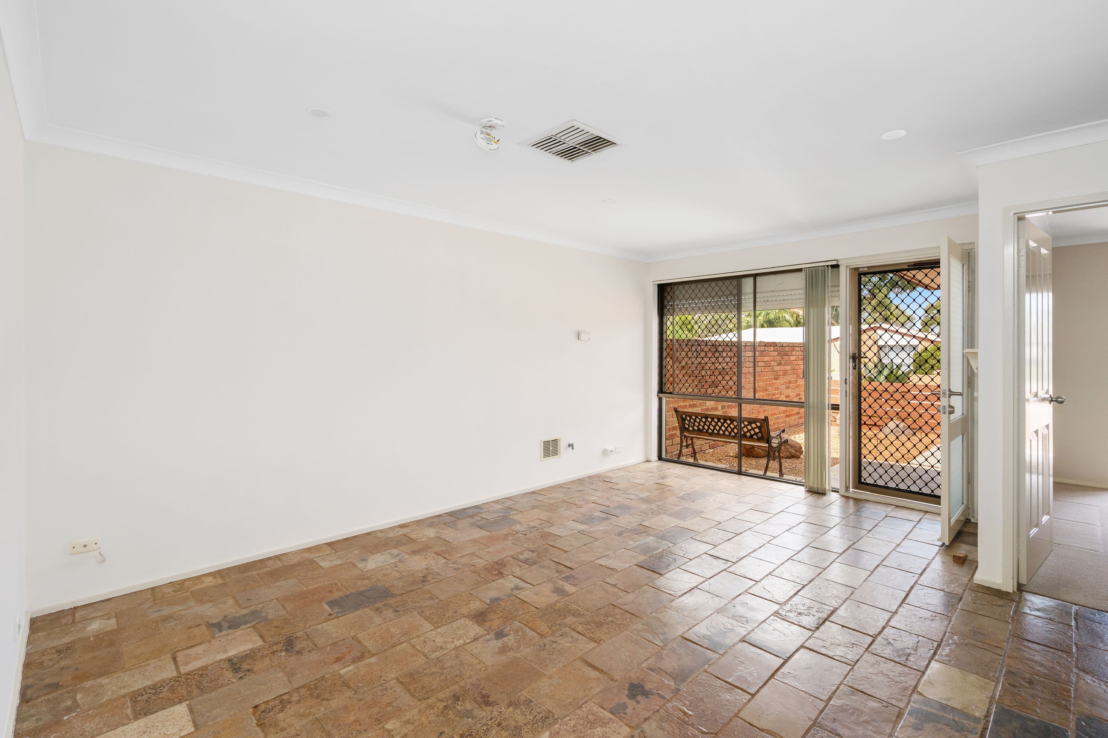 35A Pavetta Crescent, Forrestfield WA 6058, Forrestfield - Thumbnail 5