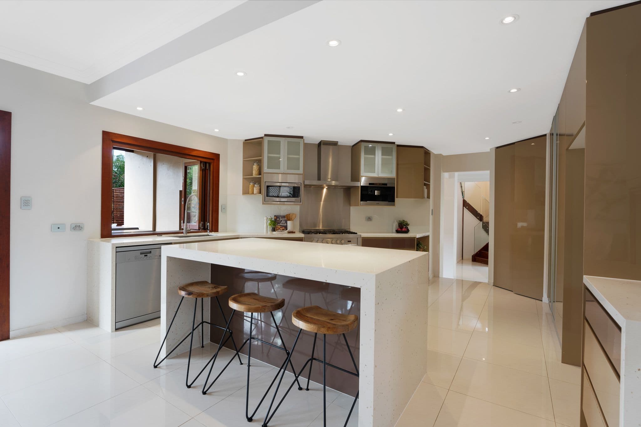3 Mercury Court, Bridgeman Downs QLD 4035, Bridgeman Downs - Thumbnail 2